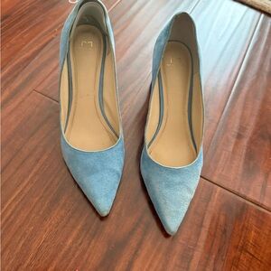 Marc fisher Zala Block Heel Pointy Toe Pump Light Blue Suede amazing shape sz 9